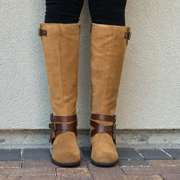 Tan Leather Distressed Lug Sole Knee High Boots - Picture 4 of 8
